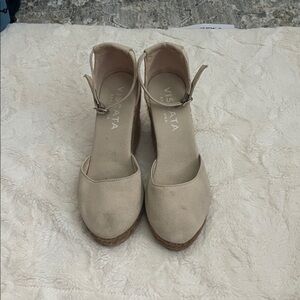 Viscata Women's Beige Espadrille Wedges